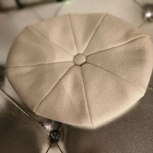 Stylish Cream Beret